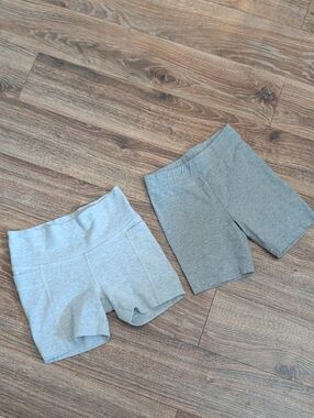 Athleta Girl Light Gray Bike Shorts Duo Size 7/ Small